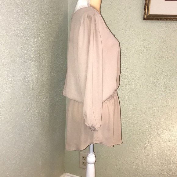 Maurice’s Tan Chiffon Blouse Size Large - Picture 3 of 6